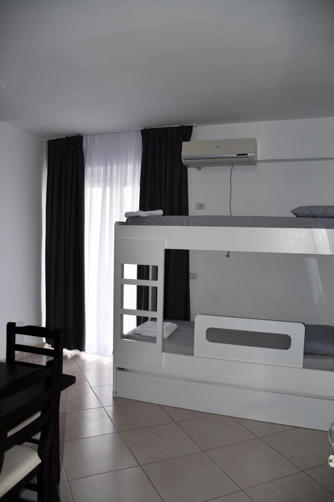 Shengjin Apartamente Antoni 외부 사진